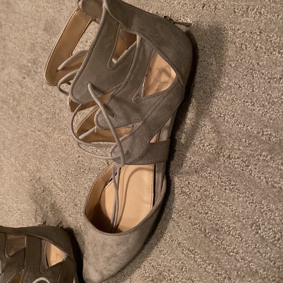 Jessica Simpson - ballet flats - Picture 2 of 3